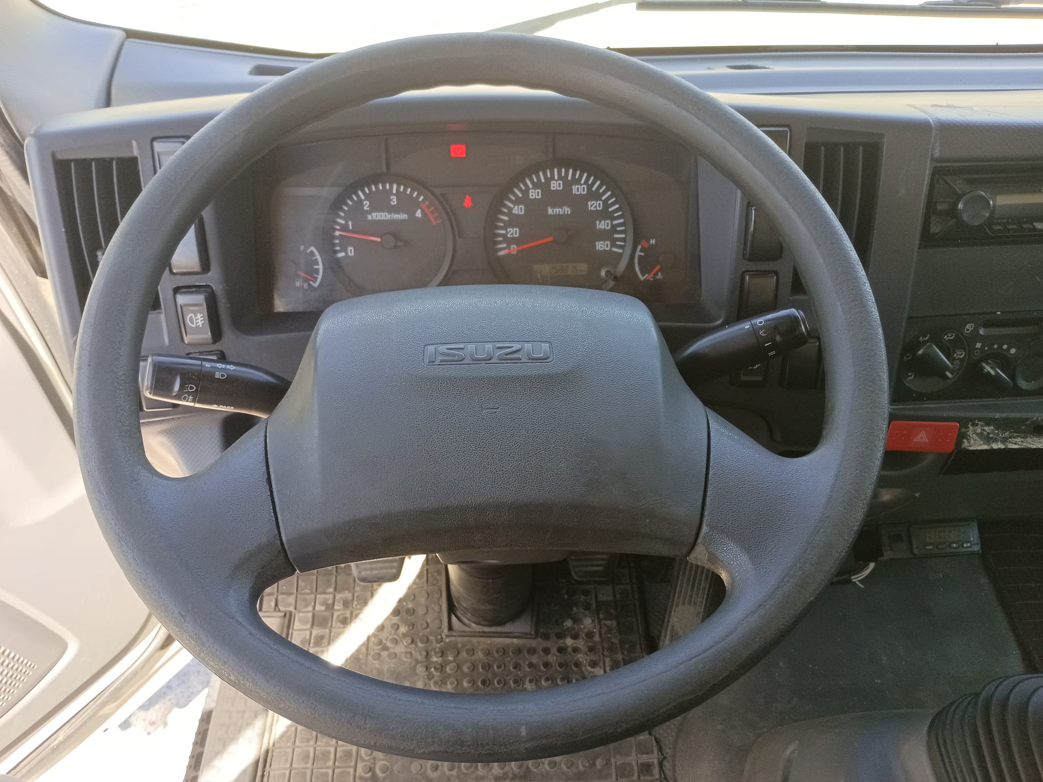ISUZU N-WIDE 5